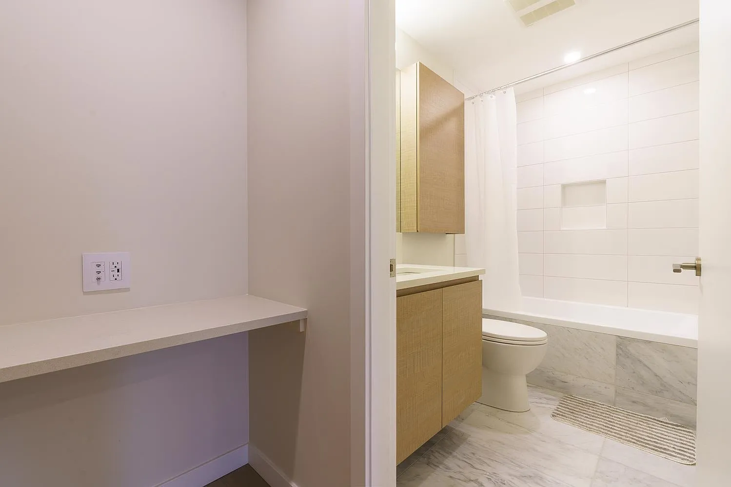 1 bed, 576 sqft, $2,595 — Photo 3