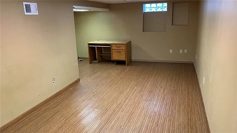 Thumbnail 15
