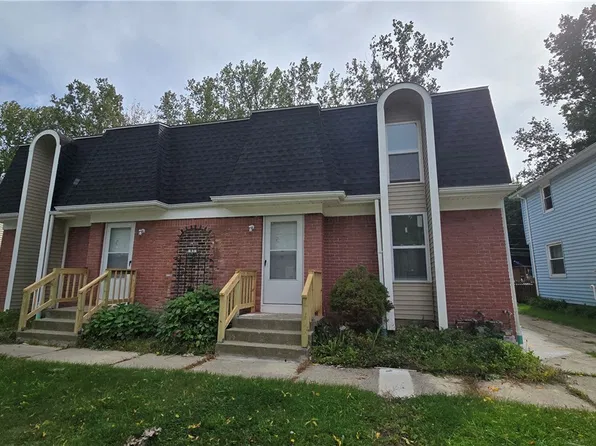 63 Cascade Dr, Amherst, NY 14228