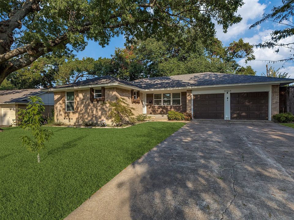 1st image of 10523 Lake Gardens Dr