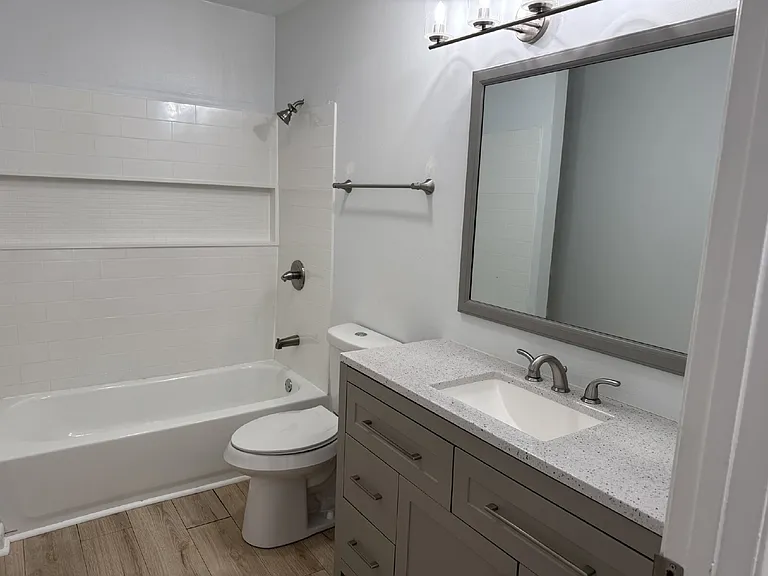 8003 Beach Dr #A — Photo 21