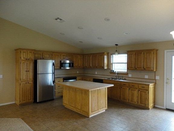 2nd image of 13233 County Road 1556