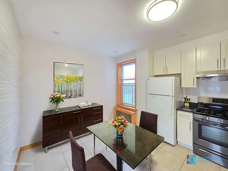 1519 W 5th St #2F — Photo 3