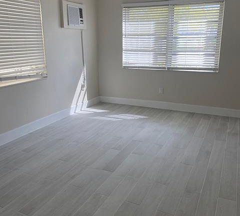 4th image of 711 81st St #2