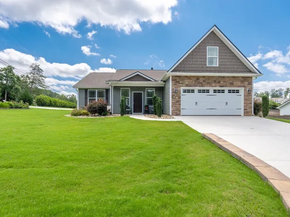 5 Smith Tractor Rd, Travelers Rest, SC 29690