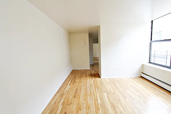 Rented by Compass | media 11