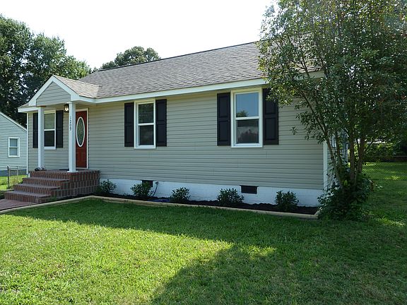 2nd image of 1209 Wilkins Dr