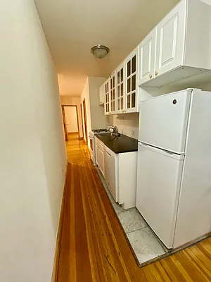 Rented by Manhattan Dwelling Corporation | media 10