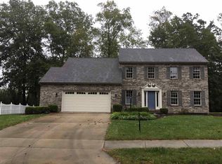 5817 Eagle Creek Dr, Fort Wayne, IN 46814