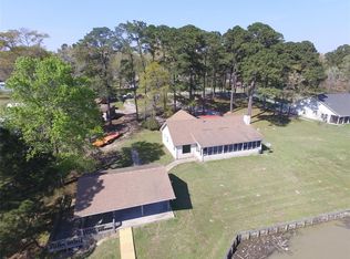 127 W Sloop Dr, Trinity, TX 75862