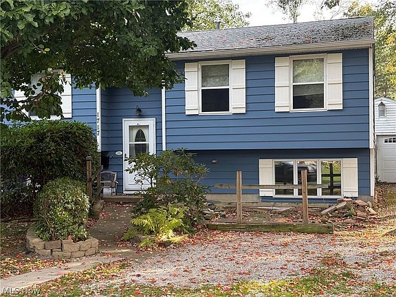 4th image of 1717 Stirling Rd