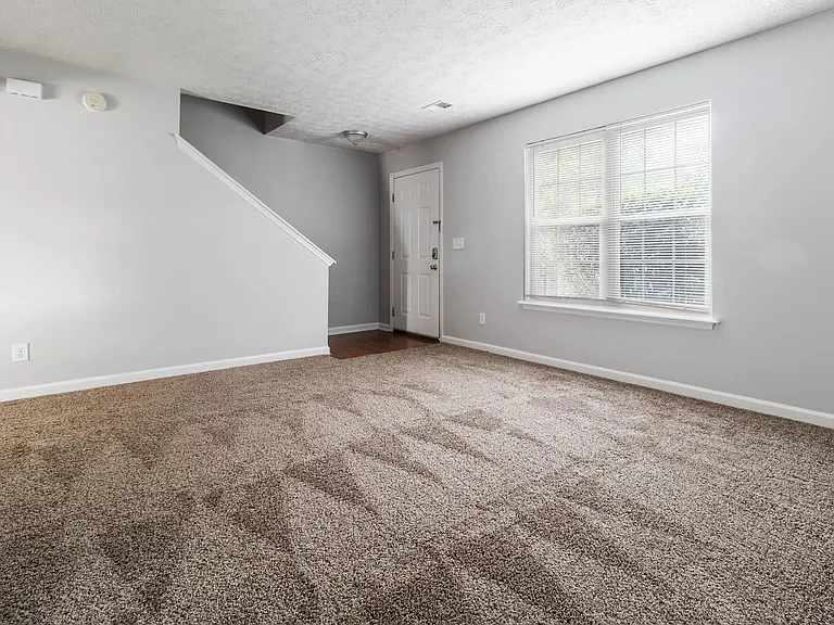 Eagle Creek Townhomes — Photo 19