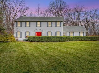 2909 Oakwood Dr, Charleston, IL 61920