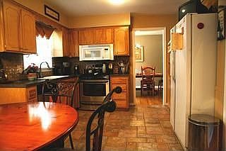 1st image of 9126 Hayes Dr