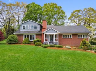 57 Wheel Meadow Dr, Longmeadow, MA 01106