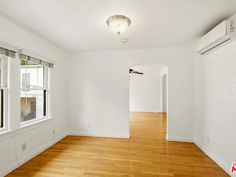4427 Finley Ave — Photo 16