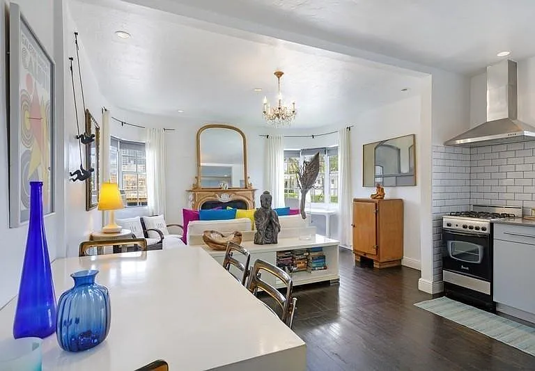 1455 Michigan Ave #19 — Photo 5