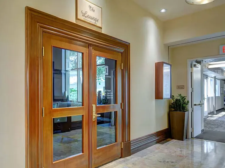 Building's Lounge