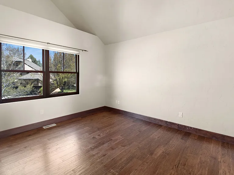 29 Primrose Rd — Photo 31