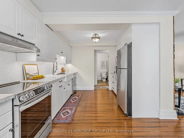 67 Caroline St S #102 — Photo 15