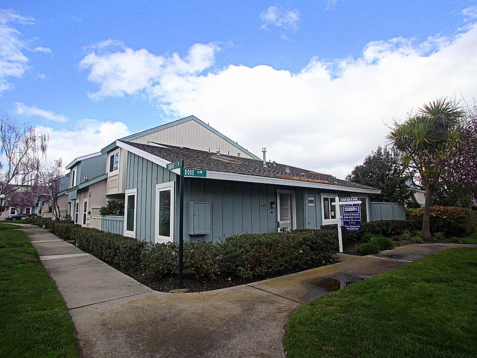 2nd image of 1043 Dove Ln