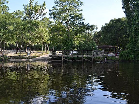 Public boat launch close by