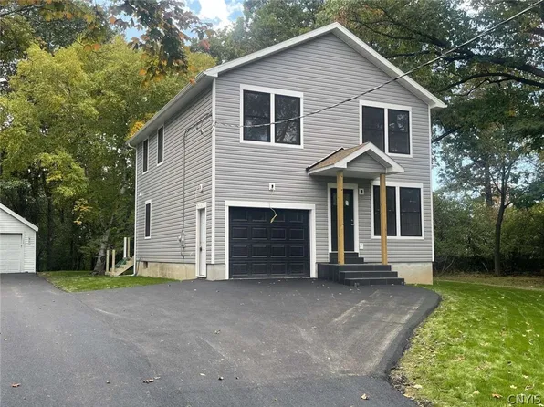 100 Wycliffe Rd, Solvay, NY 13209