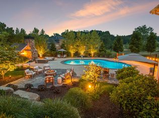 3896 Woodstream Dr SW, Grand Rapids, MI 49534