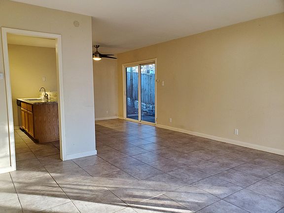 2nd image of 2403 Ventura Dr #A