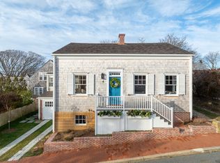 4 Sunset Hill Ln, Nantucket, MA 02554