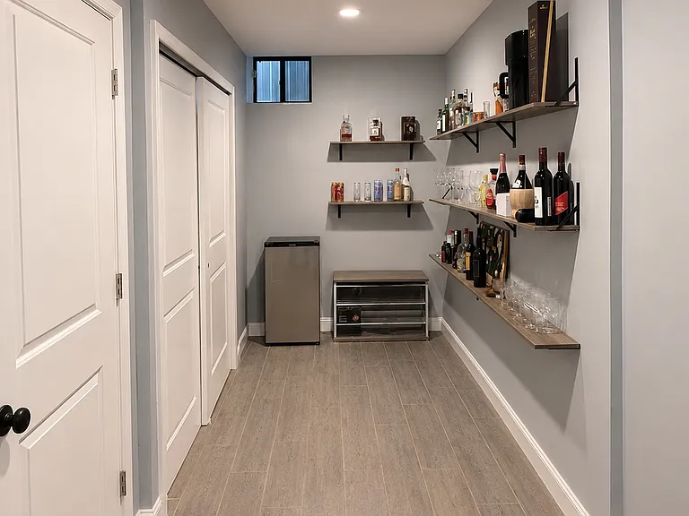 1503 Latona St — Photo 15