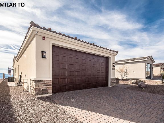 2nd image of 8008 Corte Del Lago