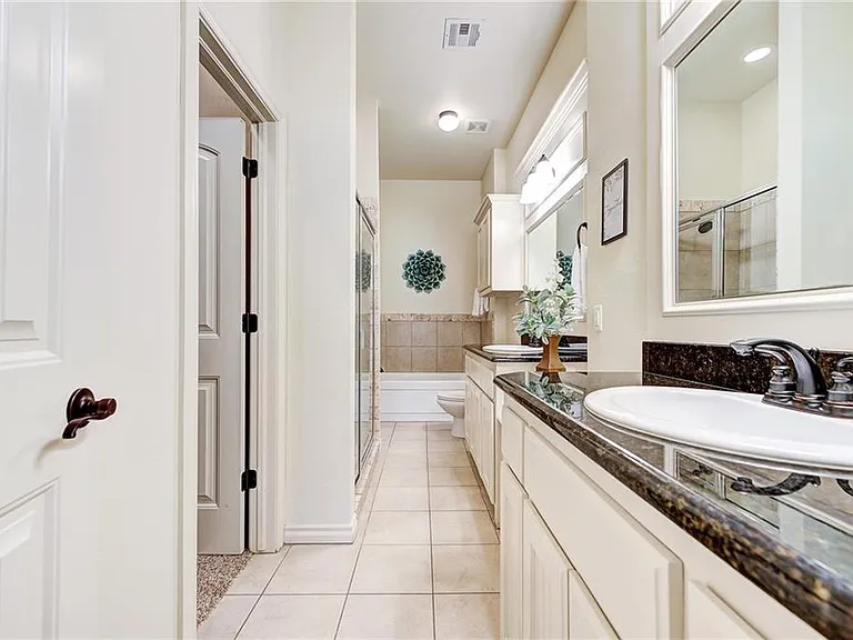 3009 Elmo Way — Photo 28