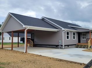 715 Arnold Ln, La Fayette, GA 30728