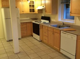 804 W Howe St #1, Seattle, WA 98119