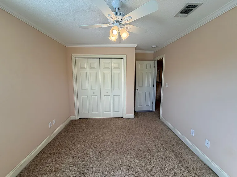 4901 Liberty Cir — Photo 24