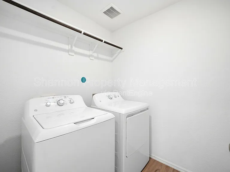 3002 Delancey Bend Way — Photo 14