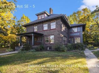 444 Paris Ave SE #5, Grand Rapids, MI 49503