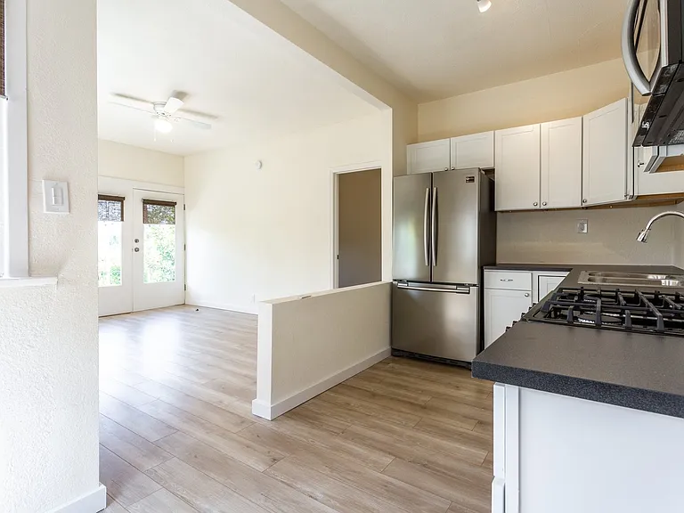 Griffin Apartments — Photo 6