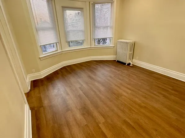 31 Bertha St #2, Albany, NY 12209