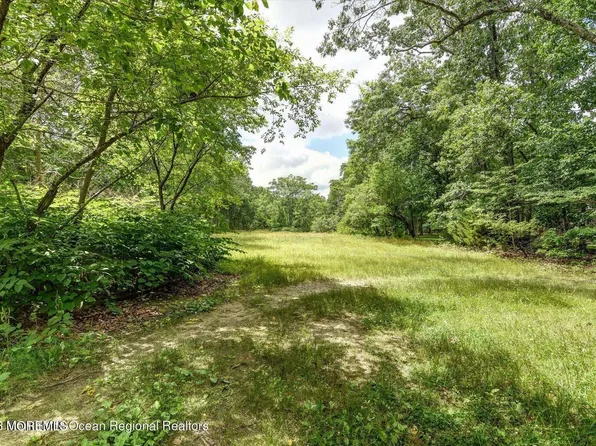 1350 Toms River Road, Jackson, NJ 08527