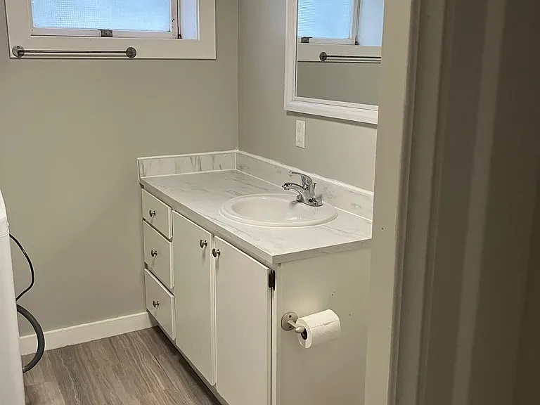 969 Washtenaw Ave — Photo 15