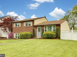 2511 Linconia Ave, Feasterville Trevose, PA
