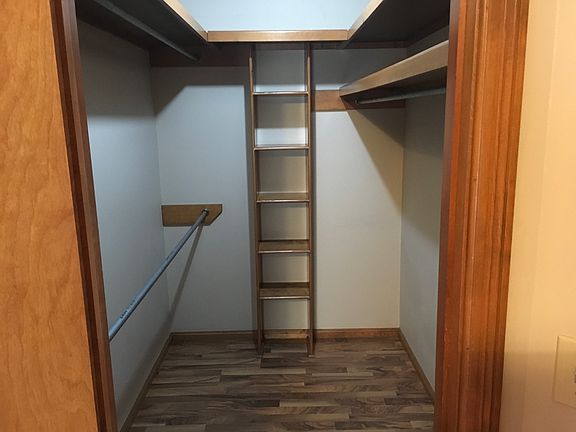 Master Bar closet