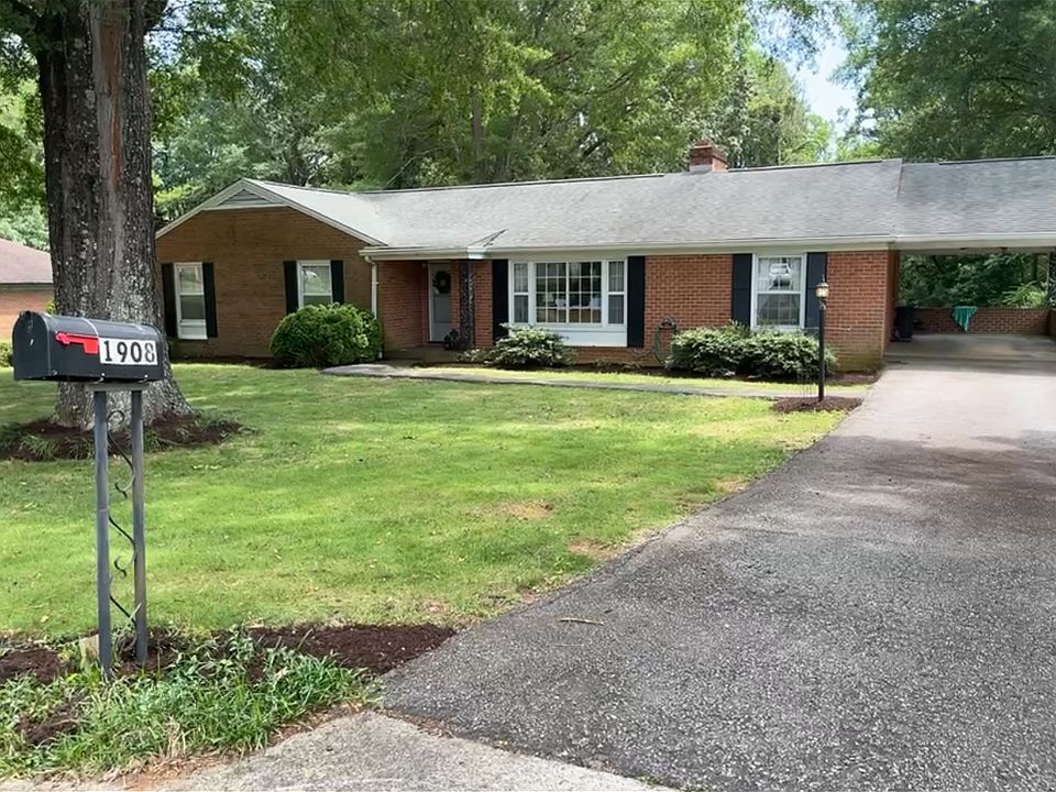1st image of 1908 Dundee Ln