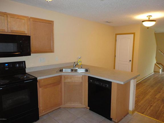 4th image of 7760 Playschool Ln