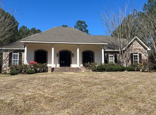 4 Bristol Ln, Hattiesburg, MS 39402
