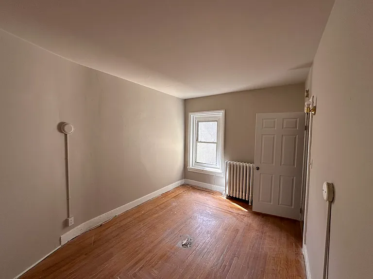 922 W Walnut St #2 — Photo 4