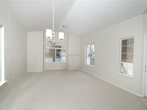 4th image of 8970 Crooked Ct