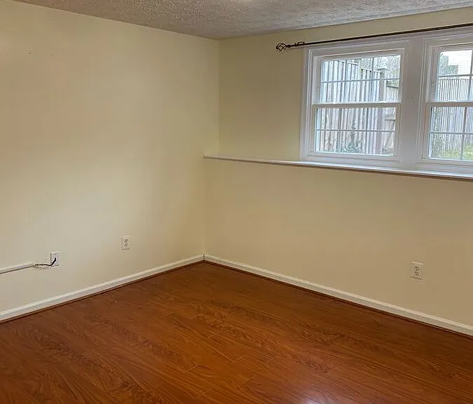 899 Chestnutview Ct — Photo 18